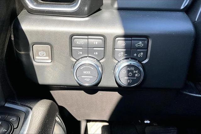 2023 GMC Sierra 1500 4WD Crew Cab Short Box Denali