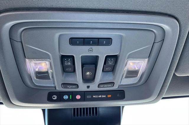 2023 GMC Sierra 1500 4WD Crew Cab Short Box Denali