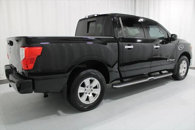 2017 Nissan Titan SV