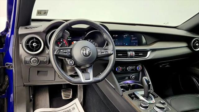 2022 Alfa Romeo Stelvio Ti AWD