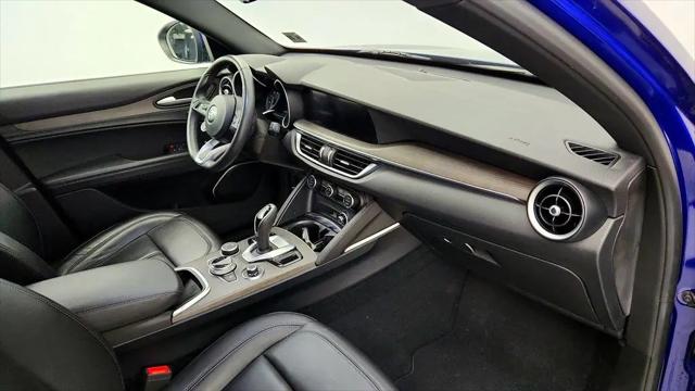 2022 Alfa Romeo Stelvio Ti AWD