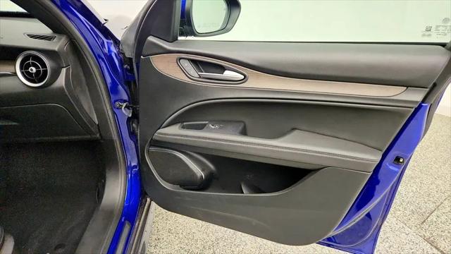 2022 Alfa Romeo Stelvio Ti AWD