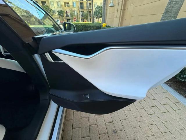 2017 Tesla Model S 75