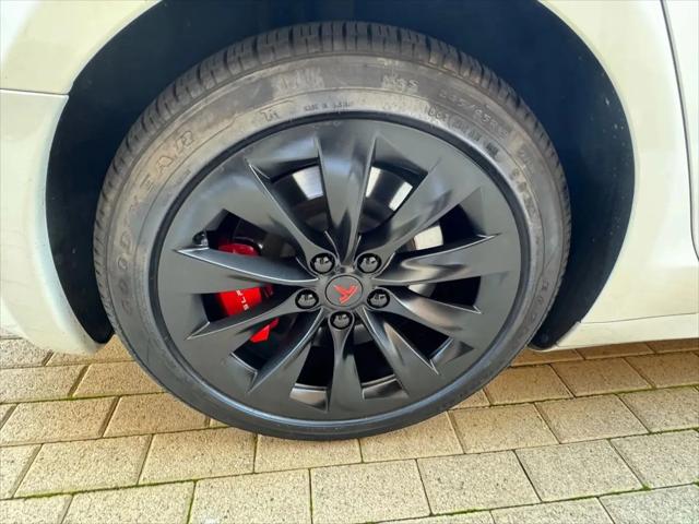 2017 Tesla Model S 75
