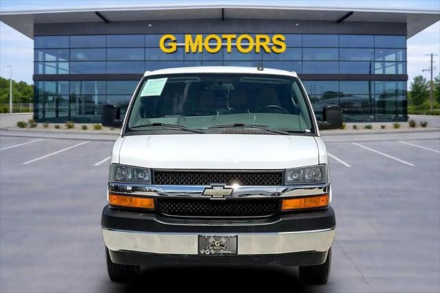2021 Chevrolet Express Passenger RWD 2500 Regular Wheelbase LS