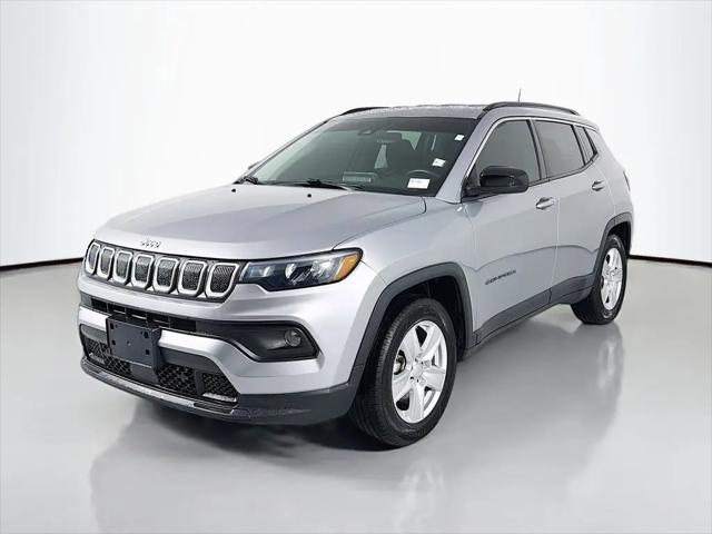 2022 Jeep Compass Latitude FWD