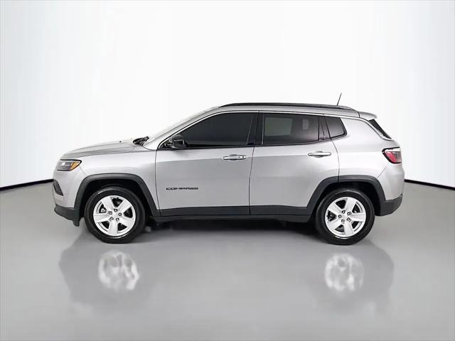 2022 Jeep Compass Latitude FWD