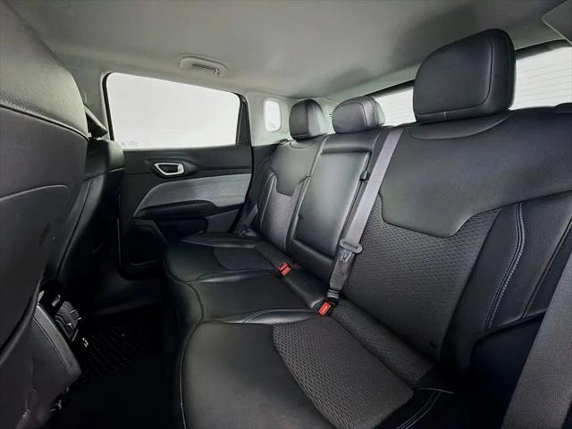 2022 Jeep Compass Latitude FWD