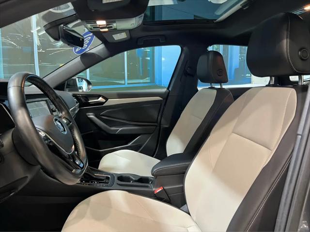 2021 Volkswagen Jetta 1.4T R-Line