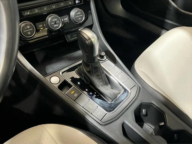 2021 Volkswagen Jetta 1.4T R-Line