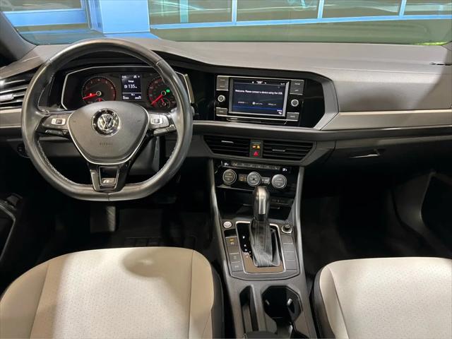 2021 Volkswagen Jetta 1.4T R-Line