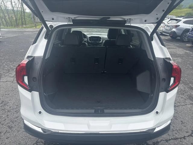 2024 GMC Terrain AWD SLT