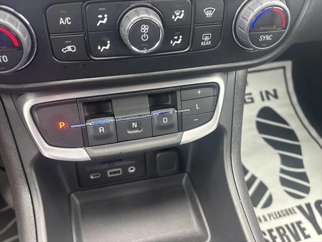 2024 GMC Terrain AWD SLT
