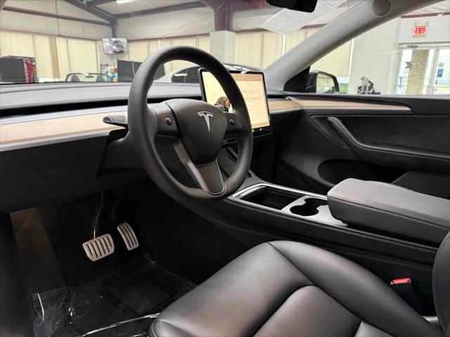 2024 Tesla Model Y Performance Dual Motor All-Wheel Drive