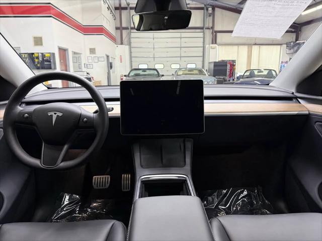 2024 Tesla Model Y Performance Dual Motor All-Wheel Drive