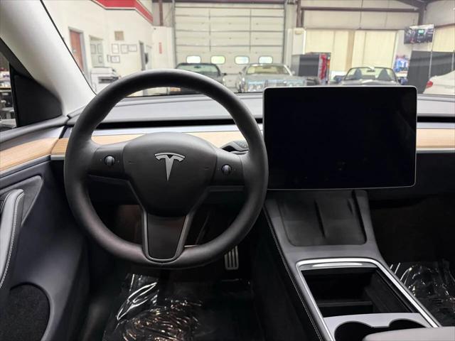 2024 Tesla Model Y Performance Dual Motor All-Wheel Drive