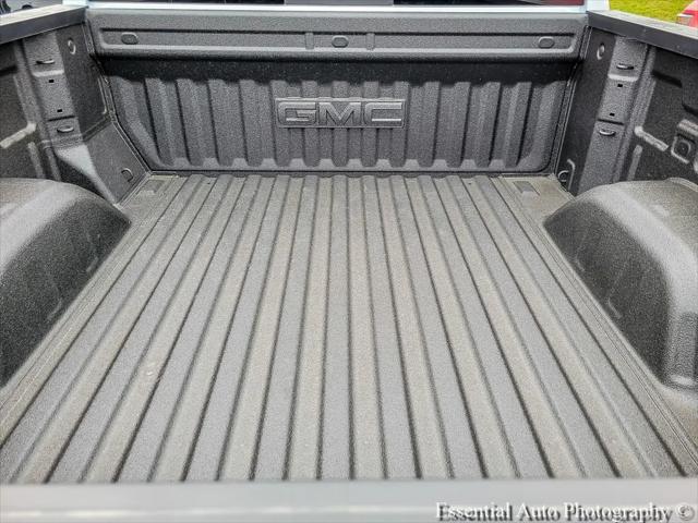 2026 GMC Sierra 1500 Crew Cab, Short Bed, SLT, 4WD
