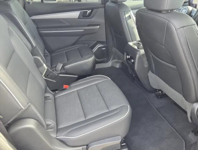 2025 Buick Enclave Preferred FWD