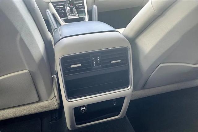 2021 Porsche Cayenne Cayenne