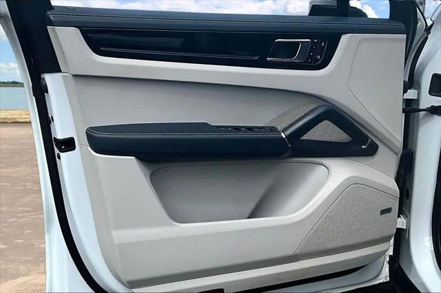 2021 Porsche Cayenne Cayenne