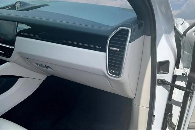 2021 Porsche Cayenne Cayenne
