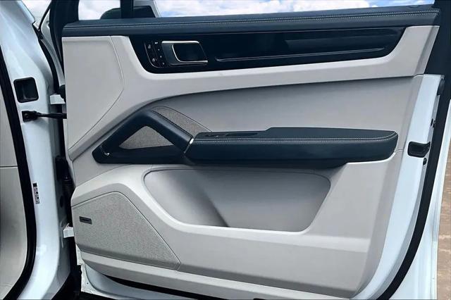 2021 Porsche Cayenne Cayenne