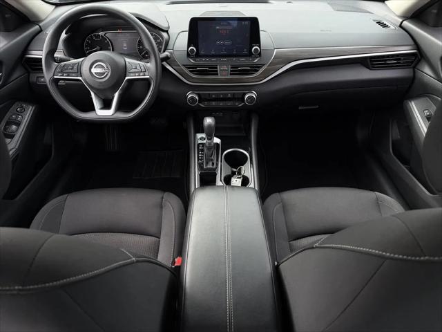 2024 Nissan Altima SV FWD