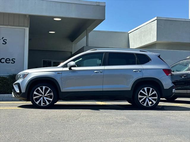2024 Volkswagen Taos 1.5T SE
