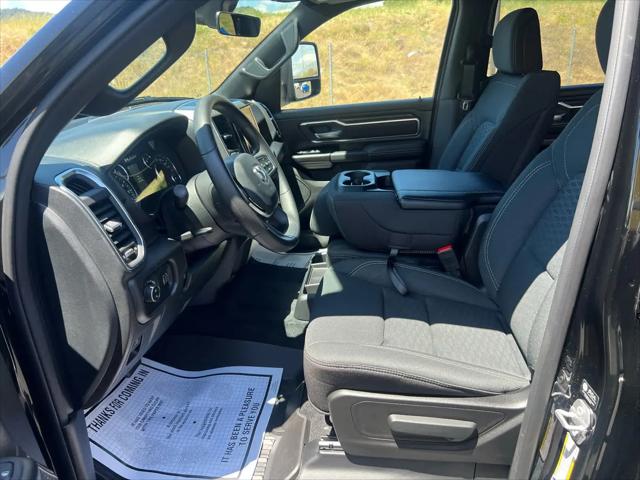 2025 Ram 1500 Big Horn Crew Cab 4x4 5'7" Box