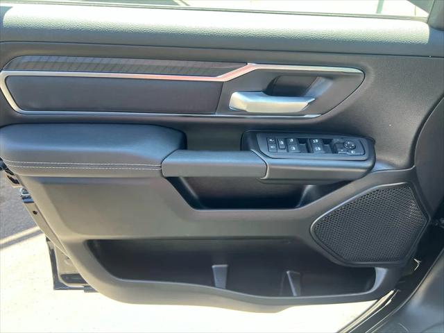 2025 Ram 1500 Big Horn Crew Cab 4x4 5'7" Box