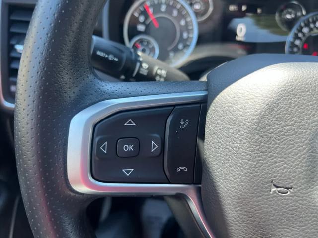 2025 Ram 1500 Big Horn Crew Cab 4x4 5'7" Box
