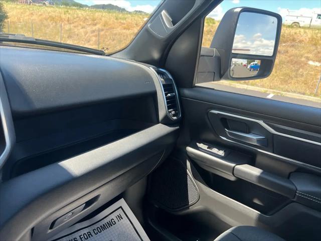 2025 Ram 1500 Big Horn Crew Cab 4x4 5'7" Box