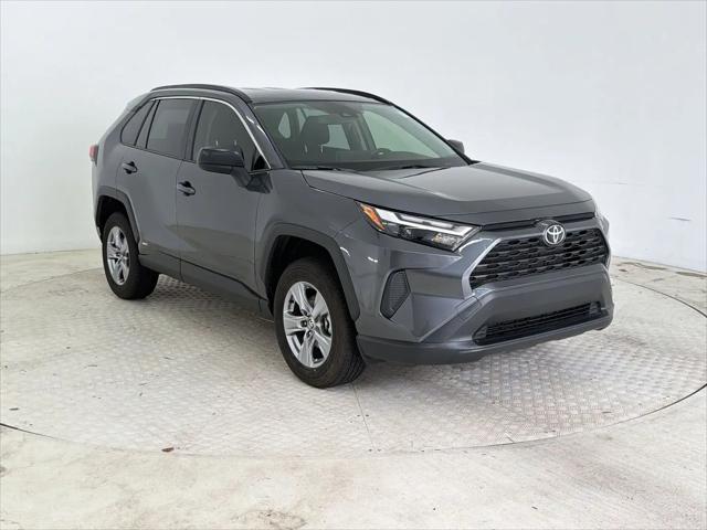 2025 Toyota RAV4 Hybrid LE