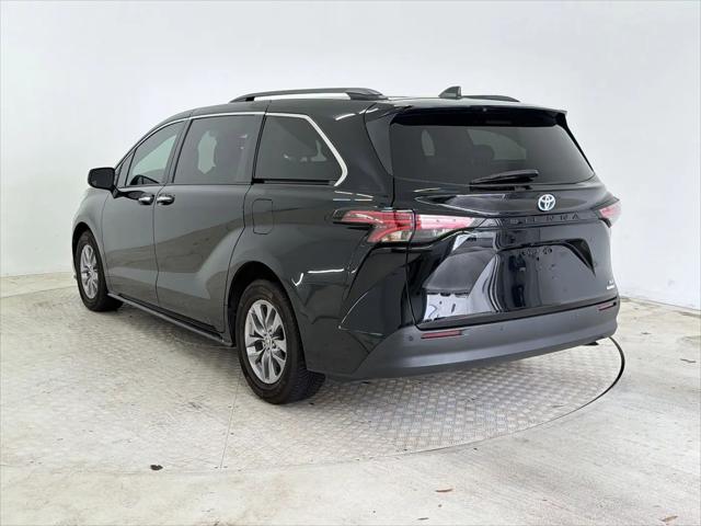 2022 Toyota Sienna XLE