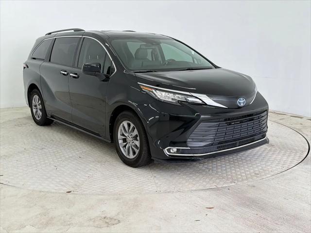 2022 Toyota Sienna XLE