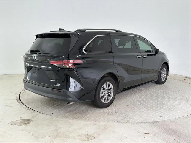 2022 Toyota Sienna XLE