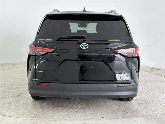 2022 Toyota Sienna XLE