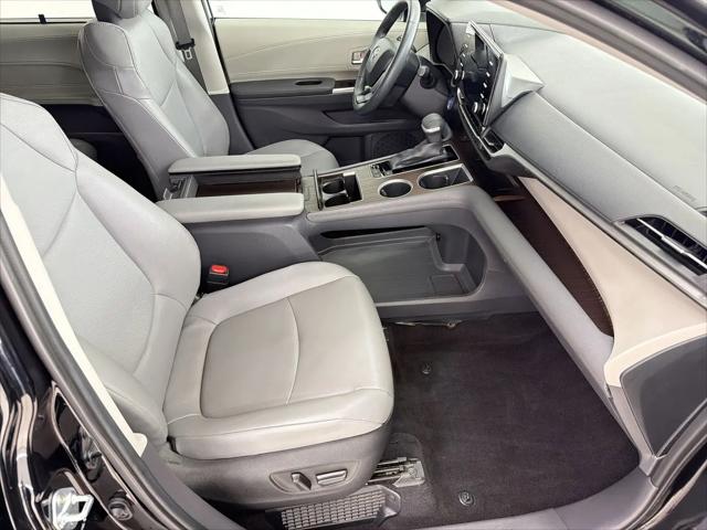 2022 Toyota Sienna XLE