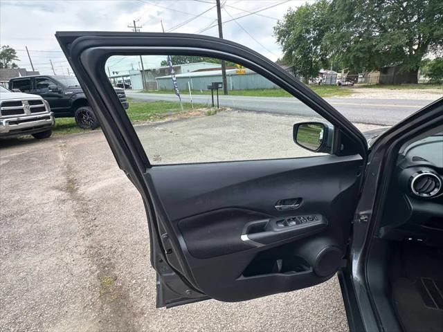 2021 Nissan Kicks SV Xtronic CVT