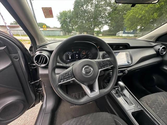 2021 Nissan Kicks SV Xtronic CVT