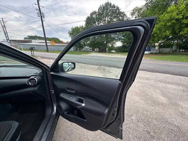 2021 Nissan Kicks SV Xtronic CVT