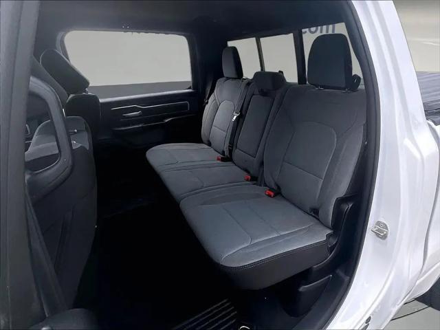 2023 Ram 1500 Big Horn Crew Cab 4x4 5'7" Box
