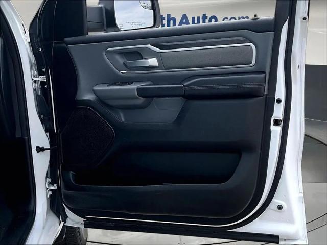 2023 Ram 1500 Big Horn Crew Cab 4x4 5'7" Box