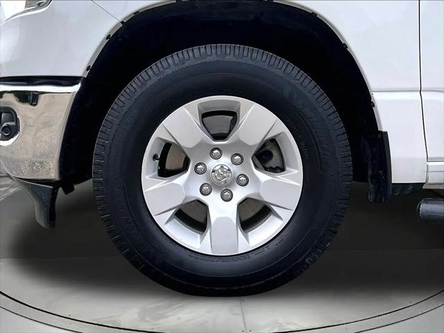 2023 Ram 1500 Big Horn Crew Cab 4x4 5'7" Box