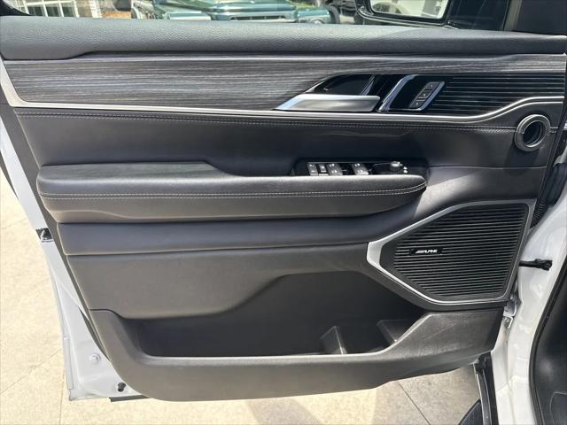 2024 Jeep Wagoneer Series II 4x2