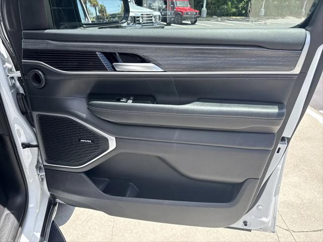 2024 Jeep Wagoneer Series II 4x2