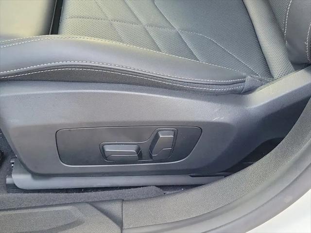 2025 BMW Coupe xDrive
