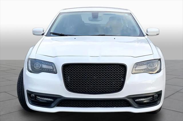 2023 Chrysler 300 Touring L AWD