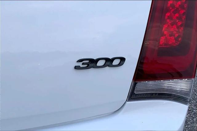 2023 Chrysler 300 Touring L AWD