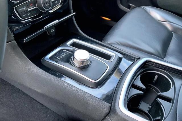 2023 Chrysler 300 Touring L AWD